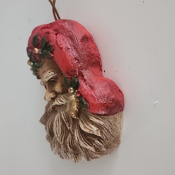 Vintage Victorian Santa Claus Face Ornament - Picture 4 of 4